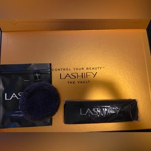 **Lashify** Black Magic Cleansing Puff and Terry cloth Headband